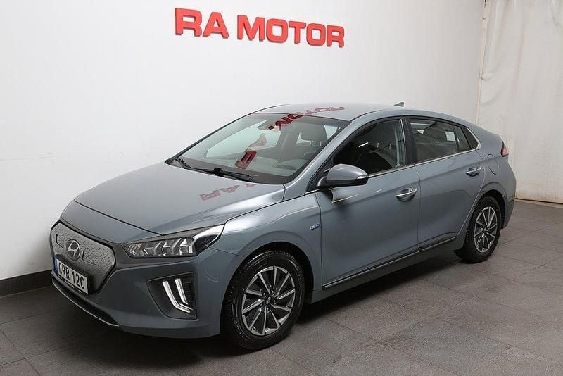 Grå Begagnad 2019 Hyundai Ioniq Premium Sedan | 188 800 kr (Marknadspris) - Bild 1/3