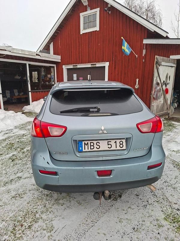 Begagnad Mitsubishi Lancer Sportback 140 HK (102 kW) 2011