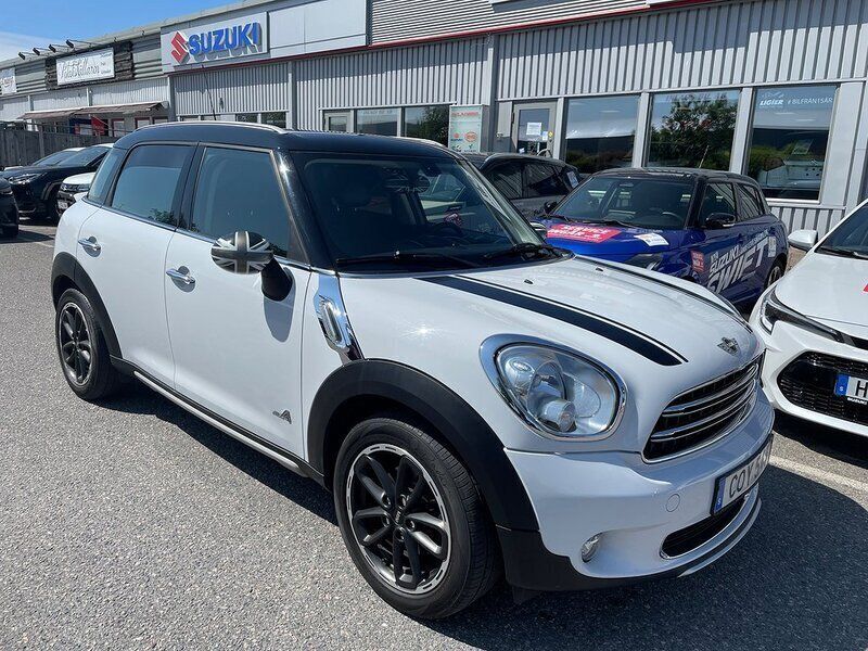 Vit Begagnad 2014 Mini Cooper D Countryman SUV | 131 900 kr (Dyr) - Bild 1/4