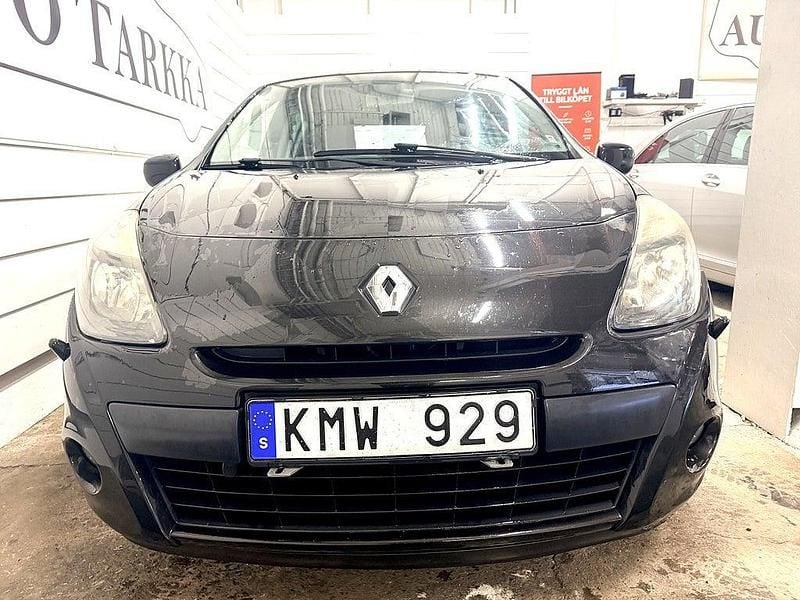 Begagnad Renault Clio R.S. 75 HK (55 kW) 2009 Svart Halvkombi