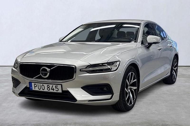 Begagnad Volvo S60 Momentum 192 HK (141 kW) 2020 Silver Sedan