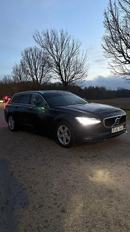 Begagnad Volvo V90 2017 Kombi