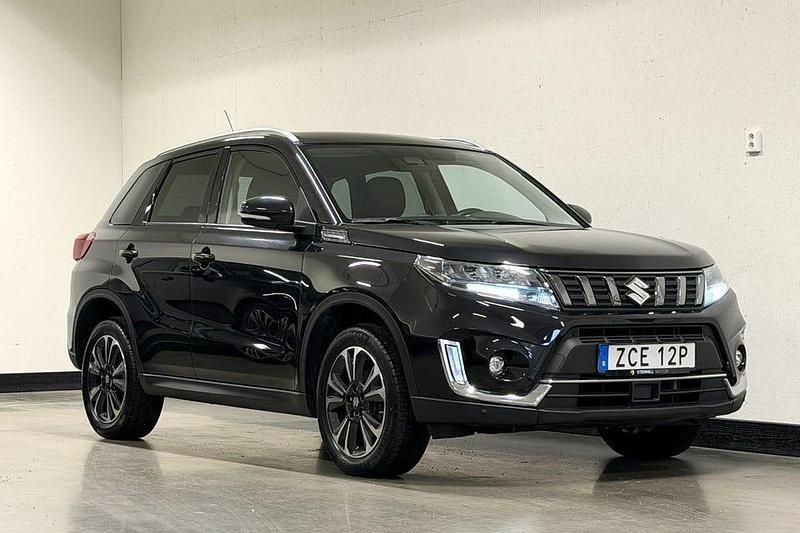 Begagnad Suzuki Vitara 116 HK (85 kW) 2022 Svart SUV