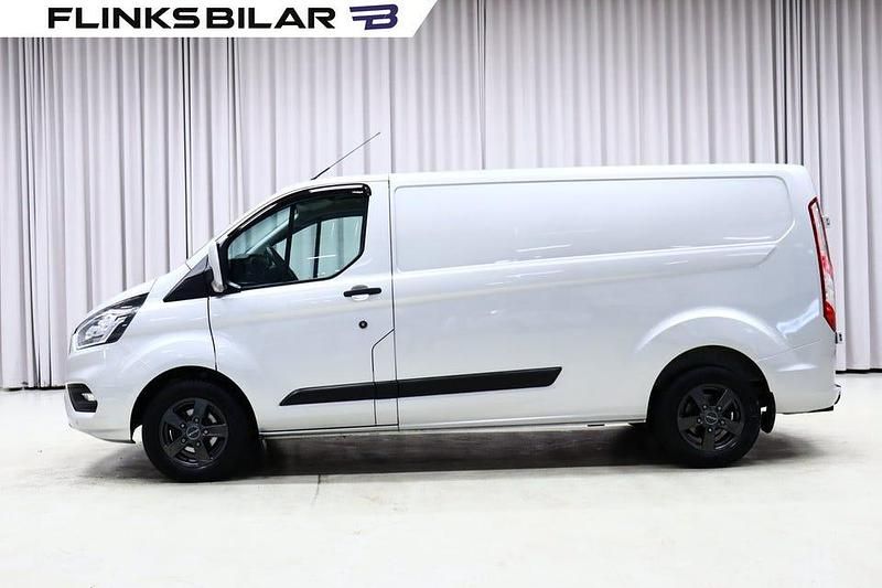 Silver metallic Begagnad 2023 Ford Transit Custom Van | 319 700 kr (Marknadspris) - Bild 1/4