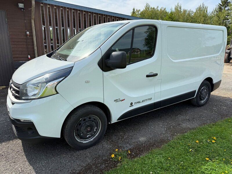 Vit Begagnad 2016 Fiat Talento Van | 109 900 kr (Marknadspris) - Bild 1/4