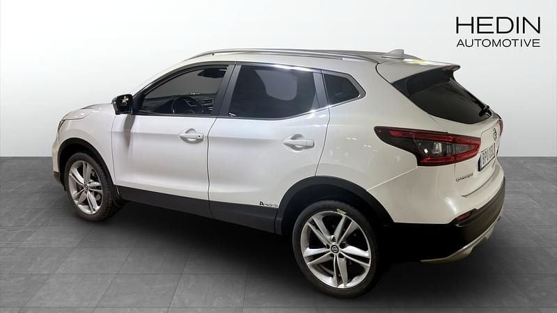 Begagnad Nissan Qashqai N-Motion 140 HK (102 kW) 2019 Vit SUV