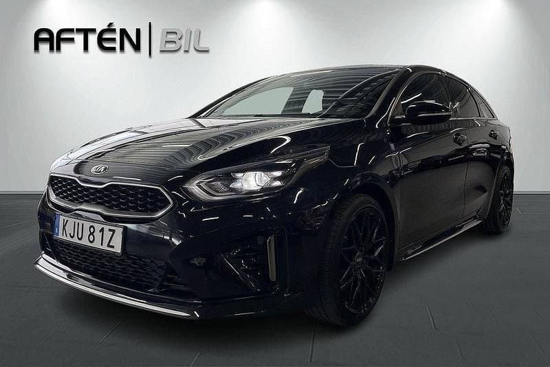 Svart (svartmetallic) Begagnad 2019 Kia ProCeed GT-Line Halvkombi | 204 900 kr (Marknadspris) - Bild 1/3