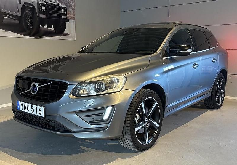 Begagnad Volvo XC60 R-Design 220 HK (161 kW) 2015 Grå SUV