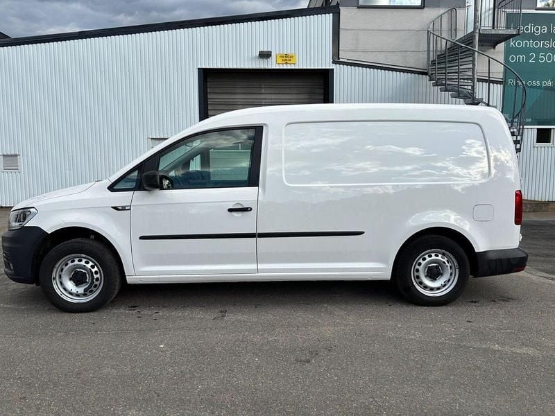 Flerfärgad (vit) Begagnad 2020 VW Caddy Maxi Minibuss | 101 600 kr (Bra pris) - Bild 1/4