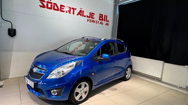 Blå Begagnad 2010 Chevrolet Spark Halvkombi | 29 900 kr (Bra pris) - Bild 1/4