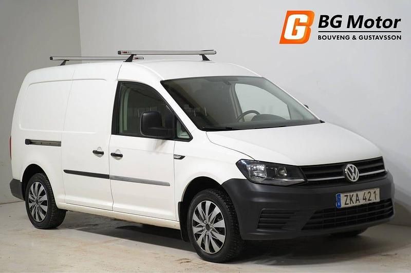 Vit Begagnad 2018 VW Caddy Maxi Minibuss | 118 900 kr (Marknadspris) - Bild 1/4