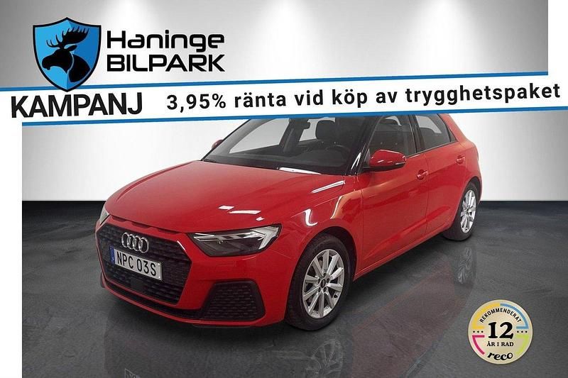 Röd Begagnad 2022 Audi A1 Sportback Proline Halvkombi | 209 900 kr (Marknadspris) - Bild 1/2