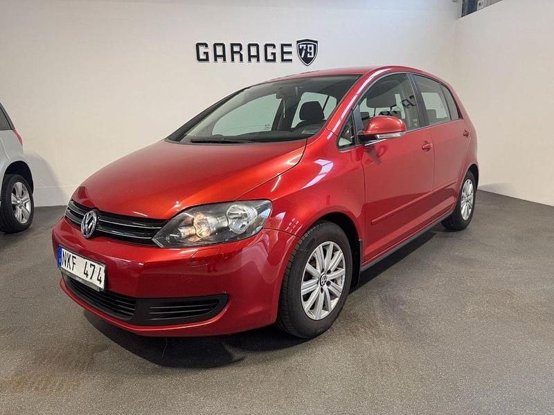 Mörkröd (röd) Begagnad 2010 VW Golf Plus Cross Minibuss | 44 900 kr (Bra pris) - Bild 1/4