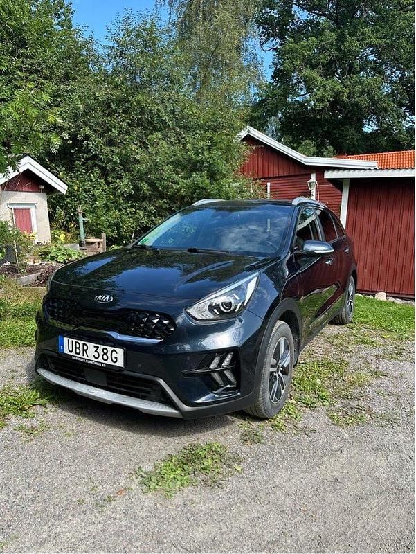 Blå Begagnad 2021 Kia Niro Advance SUV | 214 000 kr (Marknadspris) - Bild 1/4