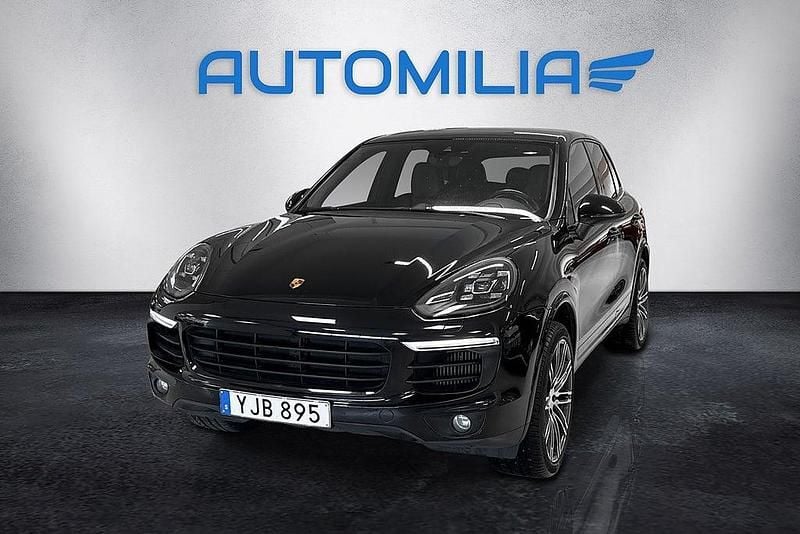 Svart Begagnad 2016 Porsche Cayenne S Platinum Edition SUV | 319 900 kr - Bild 1/4
