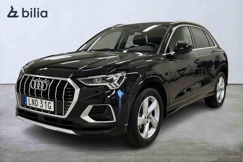 Svart Begagnad 2022 Audi Q3 SUV | 325 500 kr - Bild 1/1
