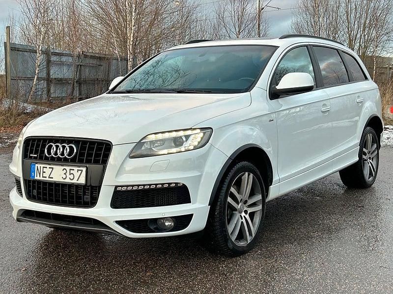 Vit Begagnad 2012 Audi Q7 S-Line SUV | 149 999 kr (Marknadspris) - Bild 1/4