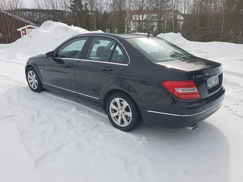 Begagnad Mercedes C250 204 HK (150 kW) 2012