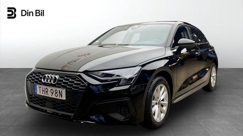Begagnad Audi A3 Proline 150 HK (110 kW) 2022 Brilliantsvart Sedan