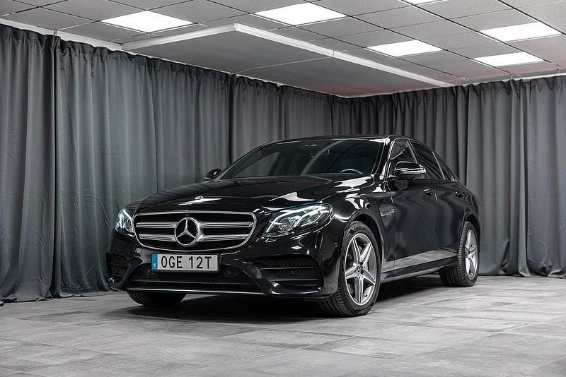 Svart Begagnad 2020 Mercedes E300 AMG line Sedan | 449 000 kr (Lite dyr) - Bild 1/4