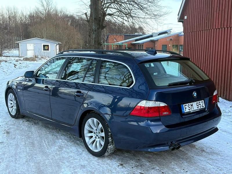 Begagnad BMW 525 218 HK (160 kW) 2007 Kombi