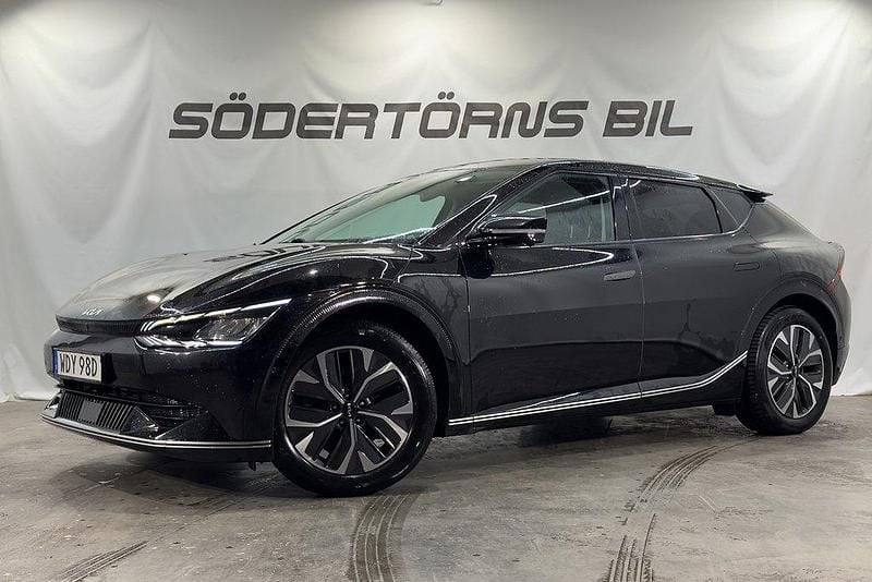 Svart Begagnad 2022 Kia EV6 3 SUV | 369 900 kr (Marknadspris) - Bild 1/4