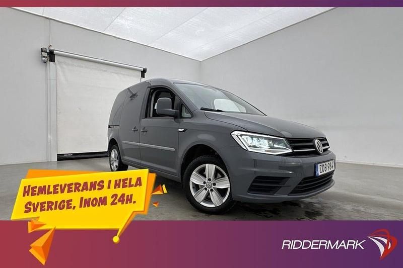 Lgrå Begagnad 2018 VW Caddy Minibuss | 154 800 kr (Marknadspris) - Bild 1/3