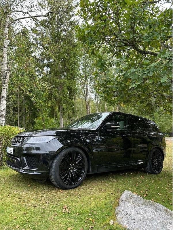 Svart Begagnad 2019 Land Rover Range Rover Sport SUV | 499 500 kr (Marknadspris) - Bild 1/4