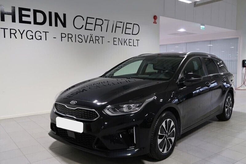 Grå Begagnad 2021 Kia Ceed Sportswagon Kombi | 218 900 kr (Superpris) - Bild 1/4