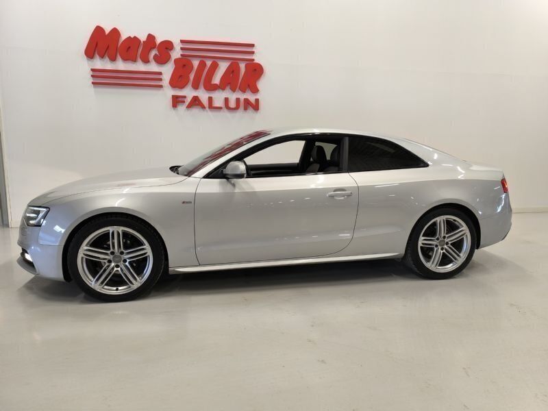 Silver Begagnad 2013 Audi A5 S-Line Sportkupé | 169 900 kr (Marknadspris) - Bild 1/4
