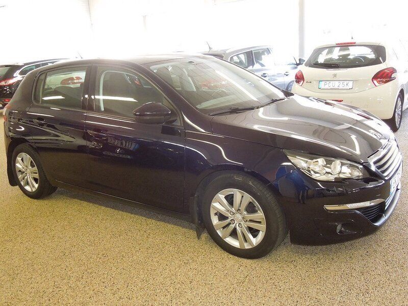 Begagnad Peugeot 308 Active 92 HK (67 kW) 2014 Mörkblå Halvkombi