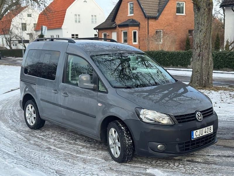 Begagnad VW Caddy 102 HK (75 kW) 2010 Mörkgrå Minibuss