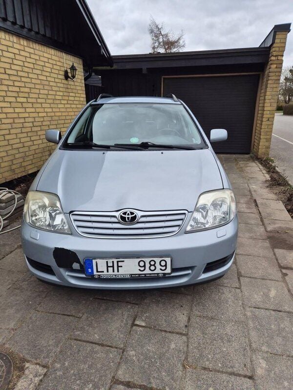 Blå Begagnad 2007 Toyota Corolla Kombi | 53 000 kr (Marknadspris) - Bild 1/4