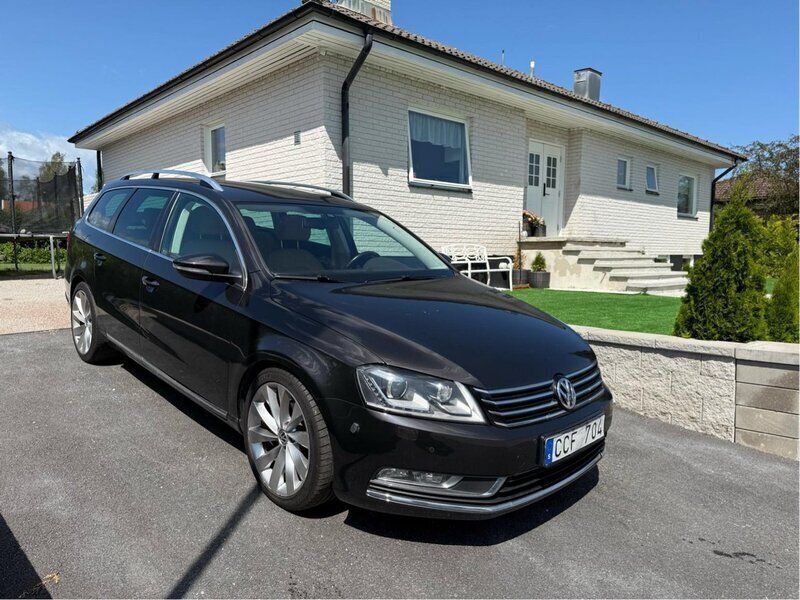 Brun Begagnad 2011 VW Passat GT Kombi | 84 999 kr (Bra pris) - Bild 1/4