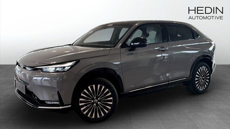 Grå (grey) Ny 2024 Honda e:Ny1 Advance SUV | 490 400 kr (Lite dyr) - Bild 1/4