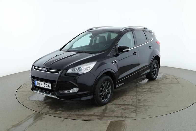Svart Begagnad 2015 Ford Kuga Individual SUV | 136 000 kr (Marknadspris) - Bild 1/3