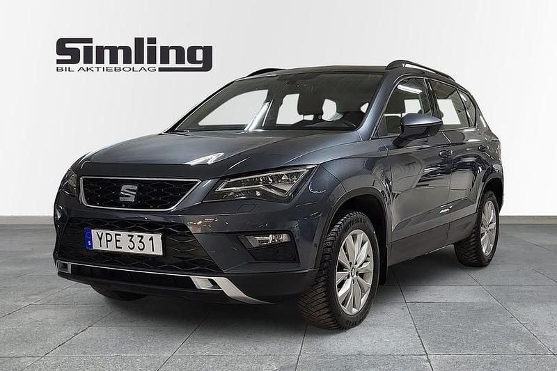 Grå Begagnad 2017 Seat Ateca Ecomotive SUV | 139 900 kr (Lite dyr) - Bild 1/4