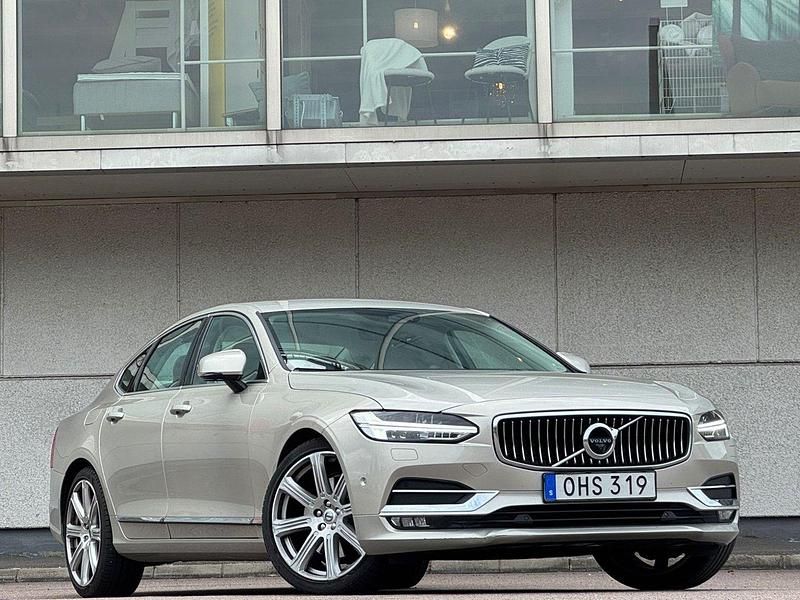 Ljusbrun (brun) Begagnad 2017 Volvo S90 Inscription Sedan | 259 900 kr (Superpris) - Bild 1/4