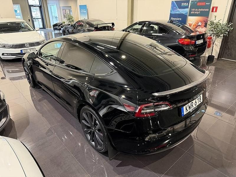 Begagnad Tesla Model 3 Performance 377 kW (513 HK) 2020 Svart Sedan