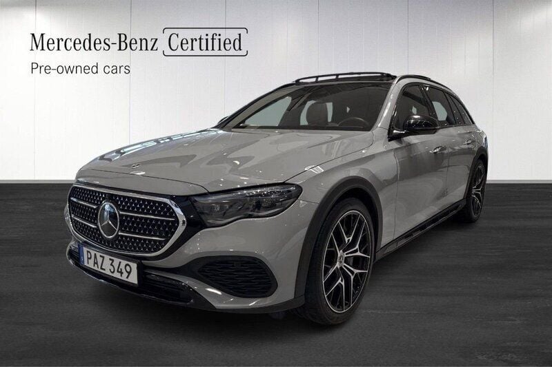 Grå (grey) Begagnad 2023 Mercedes E300 Premium Plus Kombi | 749 900 kr (Superpris) - Bild 1/4