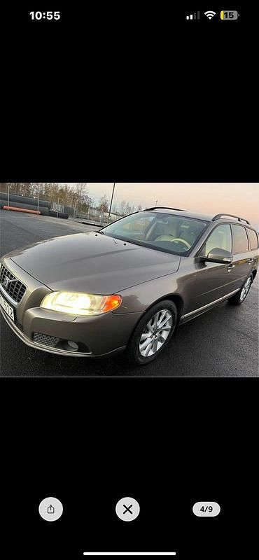 Champagne Begagnad 2008 Volvo V70 Kombi | 52 000 kr (Bra pris) - Bild 1/4