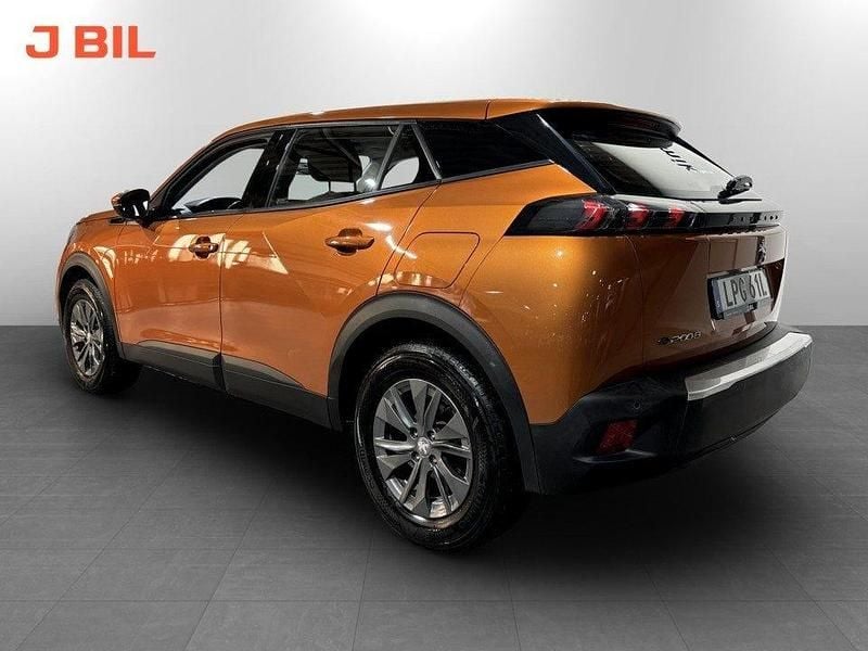 Begagnad Peugeot e-2008 Active 100 kW (136 HK) 2021 Orange SUV