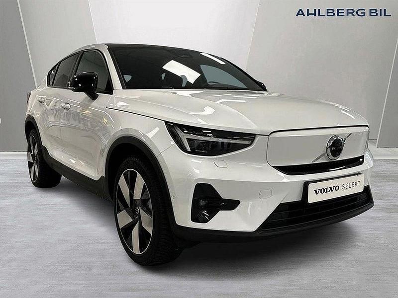 Vit Begagnad 2023 Volvo EC40 Ultimate SUV | 499 500 kr (Dyr) - Bild 1/3