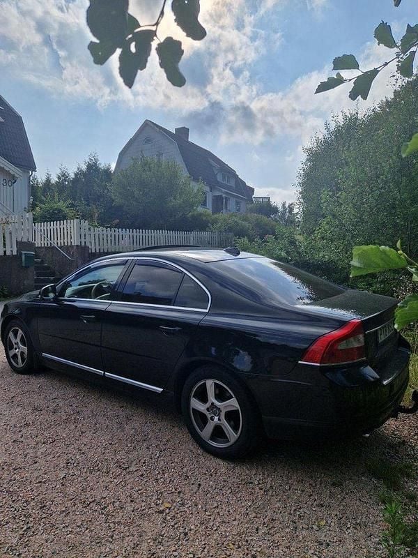 Svart Begagnad 2012 Volvo S80 Summum Sedan | 99 999 kr (Marknadspris) - Bild 1/4