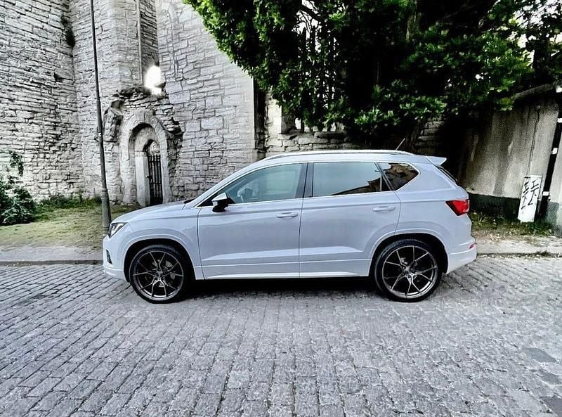 Begagnad Seat Ateca 4Drive 190 HK (139 kW) 2018 SUV