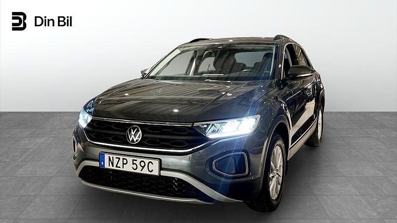 Indium grey metallic Begagnad 2022 VW T-Roc SUV | 269 900 kr (Marknadspris) - Bild 1/4