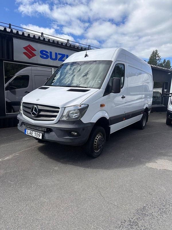 Vit Begagnad 2015 Mercedes Sprinter Van | 361 250 kr (Dyr) - Bild 1/4
