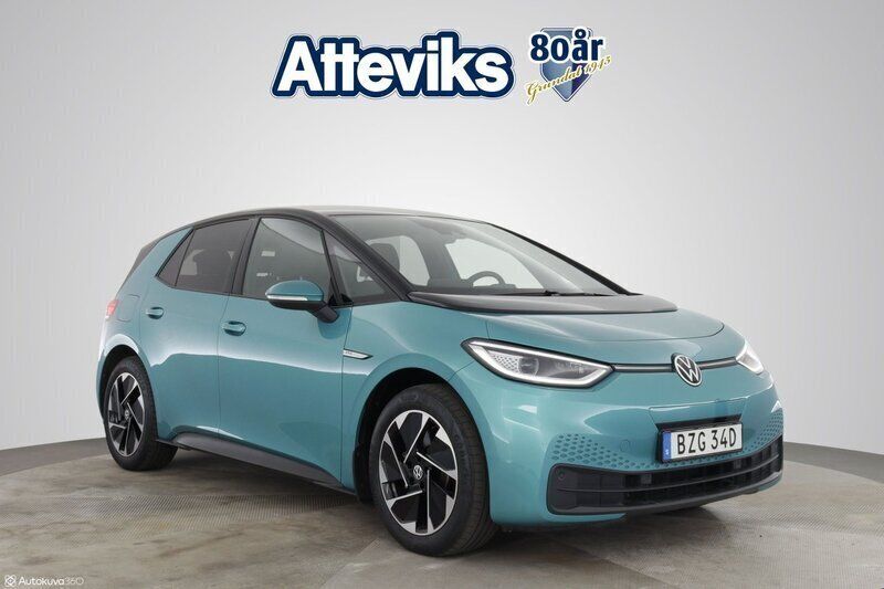 Grön Begagnad 2021 VW ID.3 Pro Performance Halvkombi | 244 900 kr (Marknadspris) - Bild 1/4