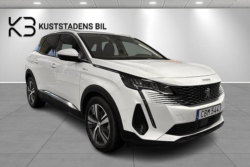 Vit Begagnad 2021 Peugeot 3008 Allure SUV | 209 900 kr (Superpris) - Bild 1/4