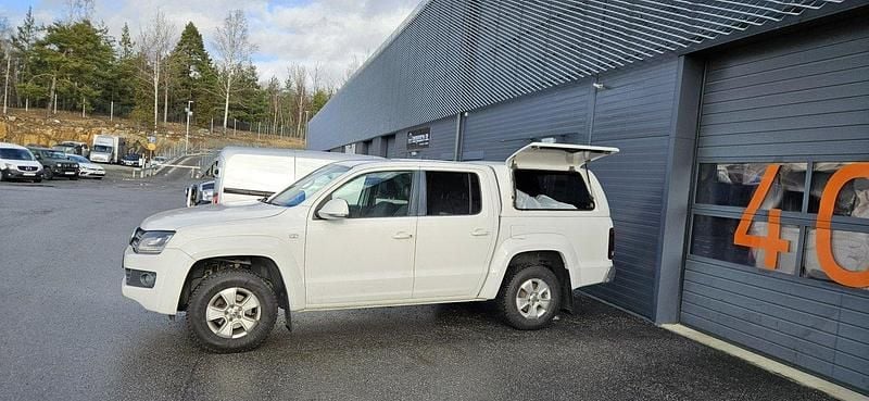 Vit Begagnad 2015 VW Amarok Highline Pickup | 159 000 kr (Marknadspris) - Bild 1/2